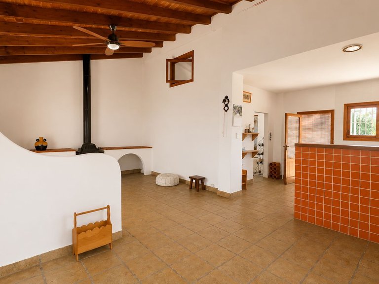 Villa for Sale in Oliva, Valencia 4