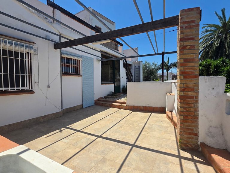 Villa for Sale in Oliva, Valencia 12