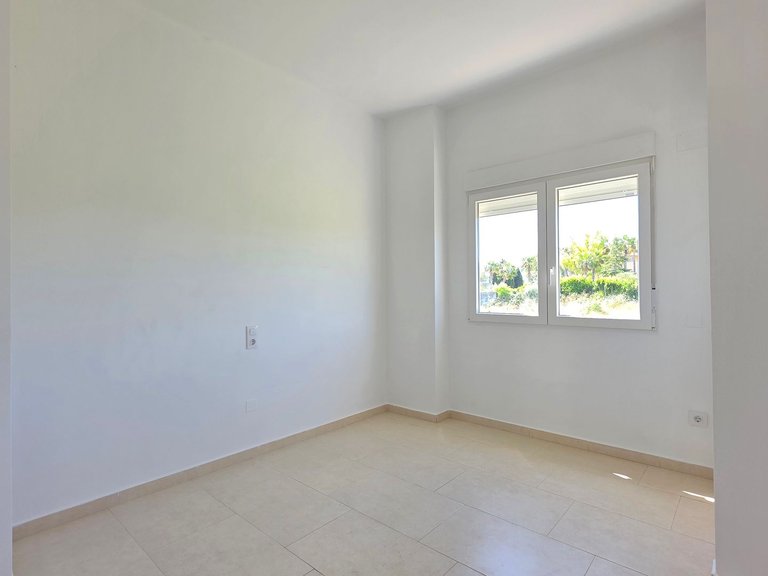 Town House for Sale in Benicolet, Valencia 11