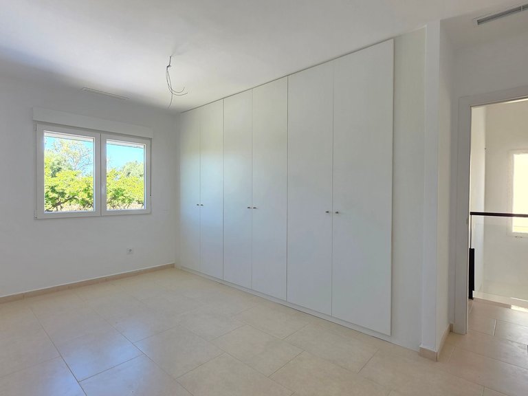 Town House for Sale in Benicolet, Valencia 14
