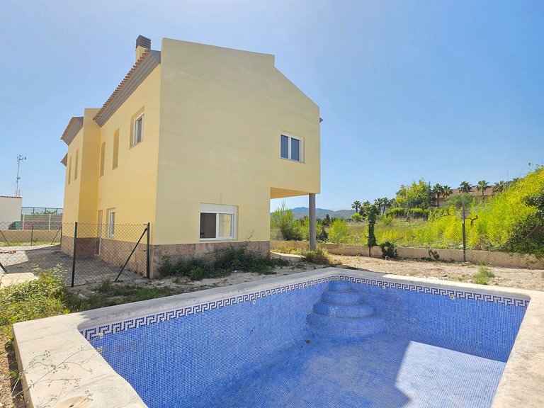 Town House for Sale in Benicolet, Valencia 4