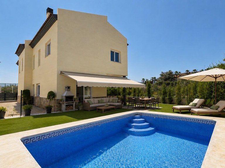 Town House for Sale in Benicolet, Valencia 2