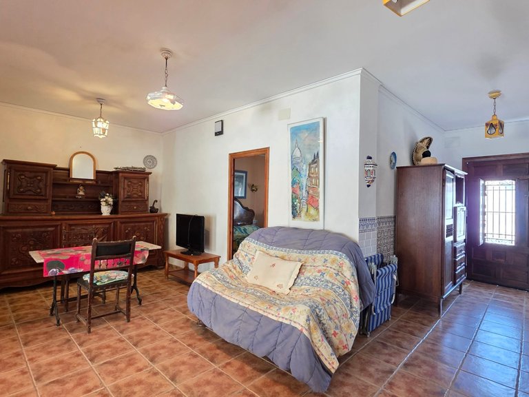 Villa for Sale in Daimus, Valencia 5