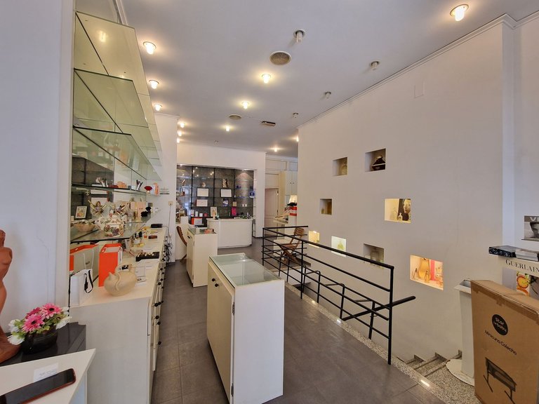 Commercial for Sale in Gandia, Valencia 1