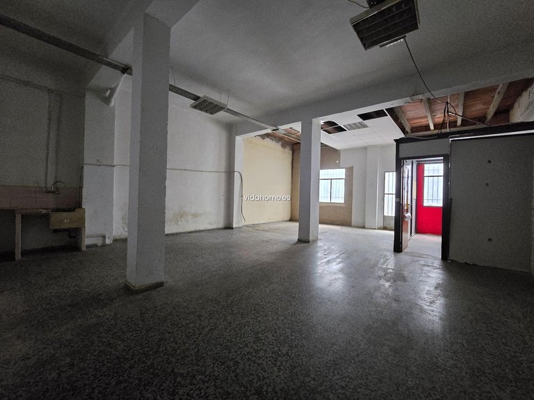 Commercial for Sale in Bellreguard, Valencia 12