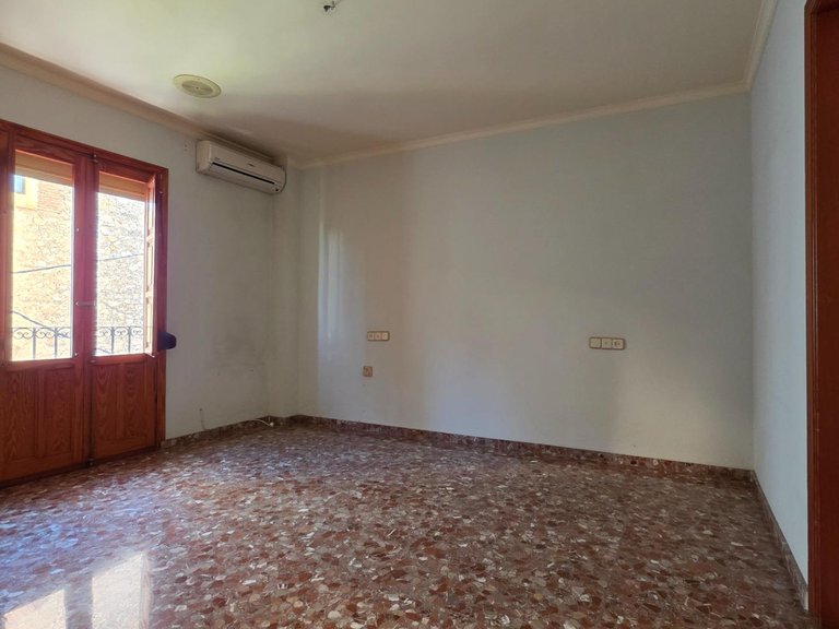 Villa for Sale in Oliva, Valencia 8