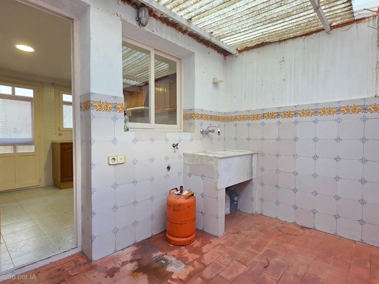 Villa for Sale in Oliva, Valencia 18