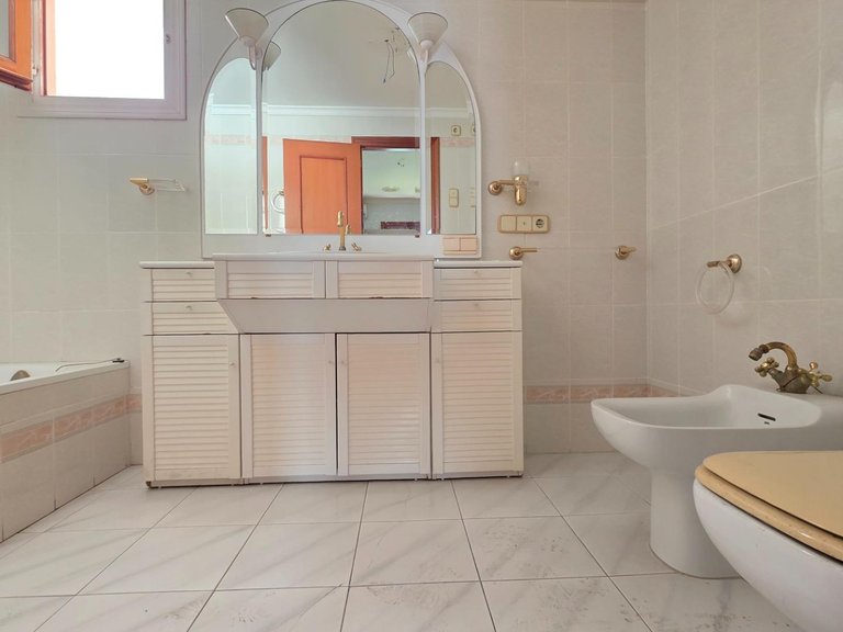 Villa for Sale in Oliva, Valencia 19