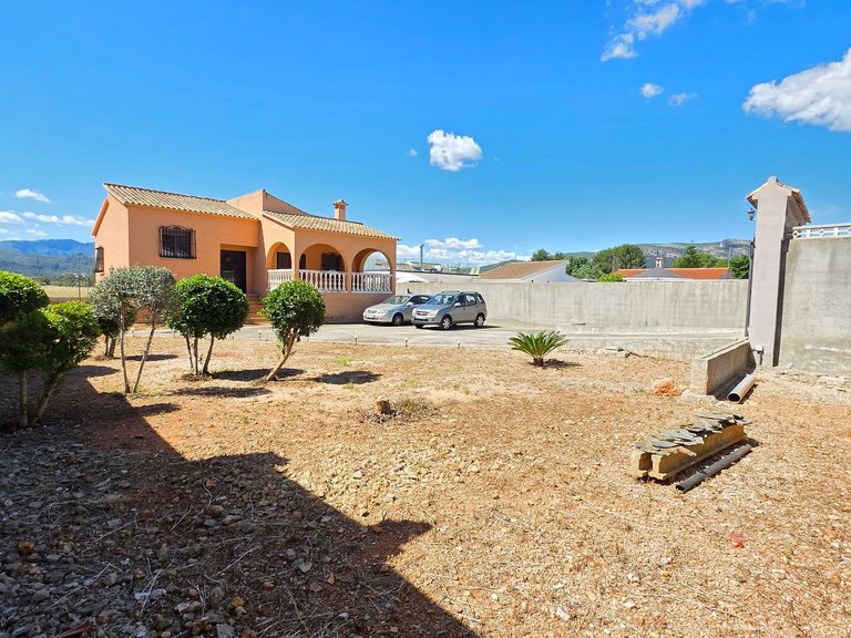 Villa for Sale in Gandia, Valencia 2