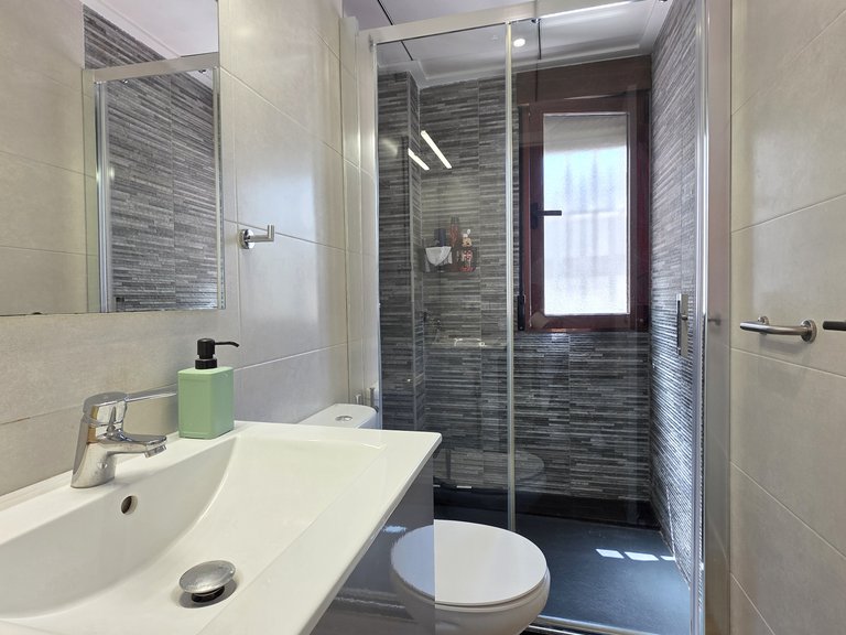 Apartment for Sale in Playa De Gandía, Valencia 12