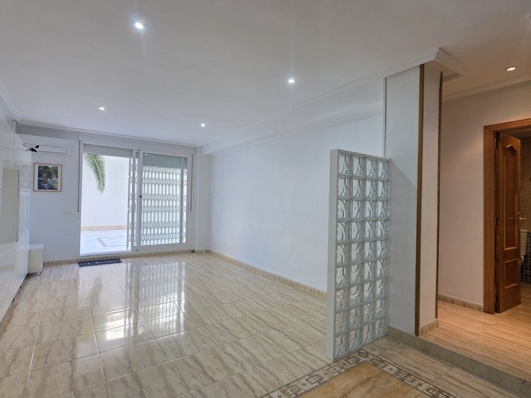 Apartment for Sale in Gandia, Valencia 12