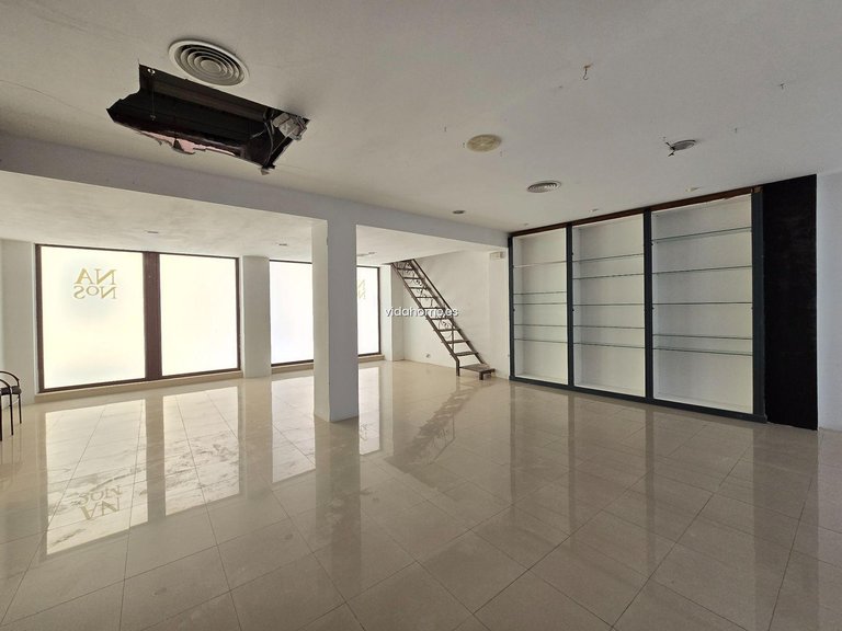 Commercial for Rent in Gandia, Valencia 1
