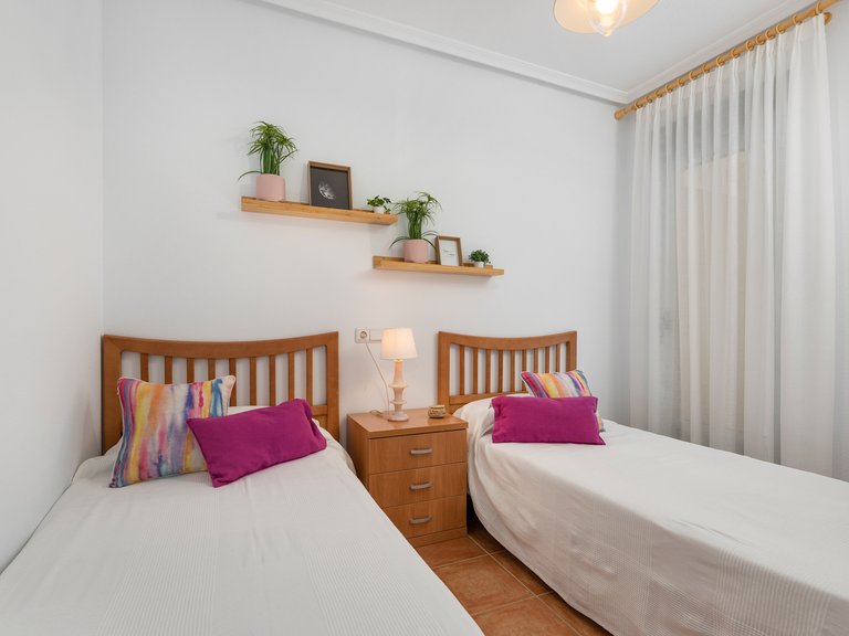 Apartment for Sale in Guardamar Del Segura, Alicante, 13