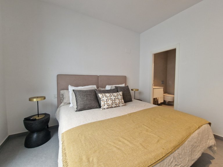 Villa for Sale in Guardamar Del Segura, Alicante, 25