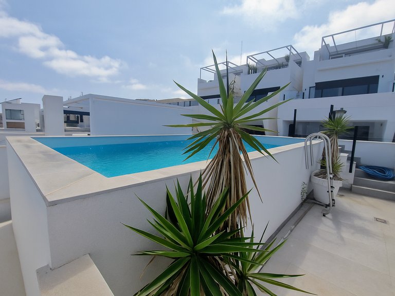Villa for Sale in Guardamar Del Segura, Alicante, 2