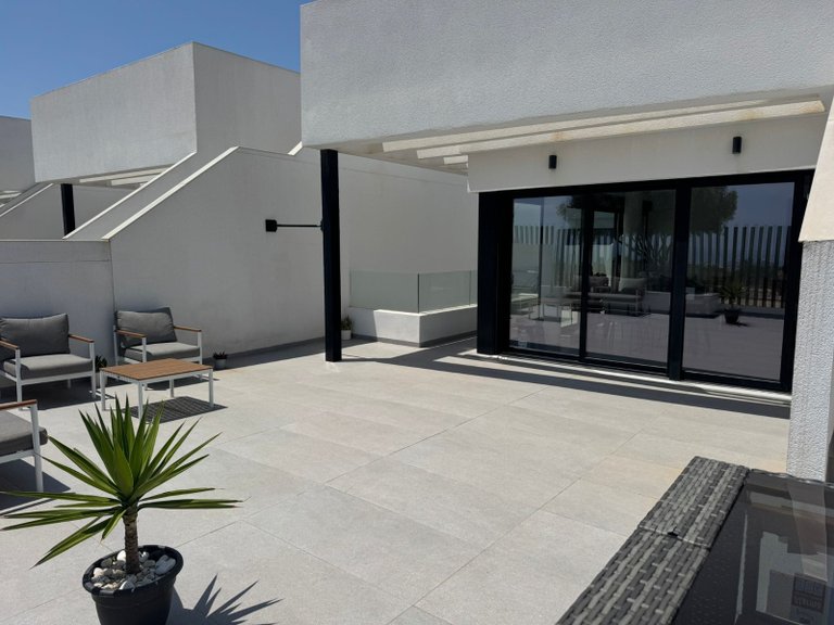 Villa for Sale in Guardamar Del Segura, Alicante 2