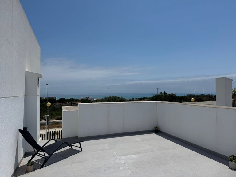 Villa for Sale in Guardamar Del Segura, Alicante 26