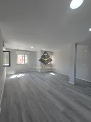Apartment for Sale in Seixal, Setúbal