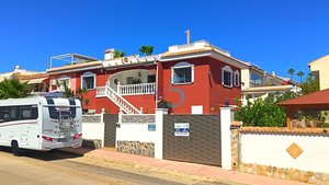 Villa for Sale in Alicante, Valencia
