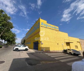 Commercial for Sale in Fuenlabrada, Madrid