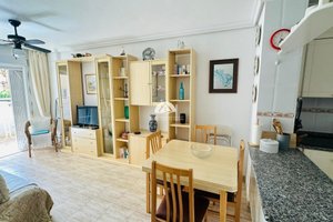 Apartment for Sale in Urbanización San Luis Torrevieja, Alicante