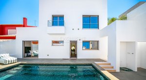 Villa for Sale in Lagos, Algarve