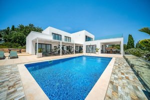Villa for Sale in PortimÃo, Algarve
