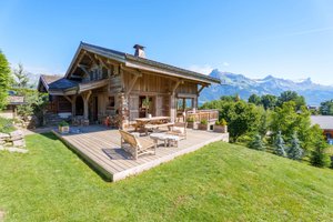 Villa for Sale in Combloux, Megeve