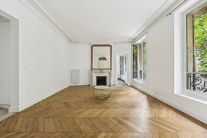 Apartment for Sale in 16th (trocadéro – Etoile – Passy), Golden Triangle – Trocadéro (8th – 16th)