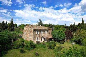Villa for Sale in Uzes, Uzes Area
