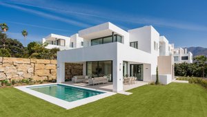 Villa for Sale  in Estepona, Malaga