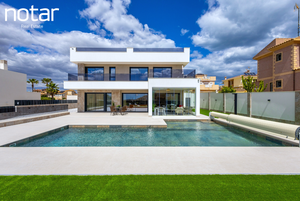Villa for Sale in Aguas Nuevas,Alicante