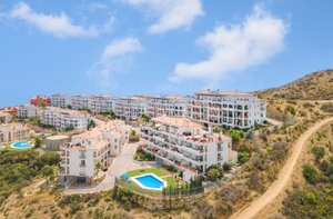 Apartment for Sale in Calahonda, Malaga