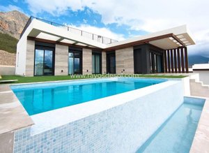 Villa for Sale in Polop, Alicante