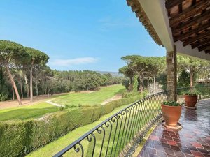 Villa for Sale in Santa Cristina D'aro, Gerona